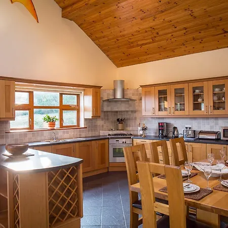 Ardbear View Ferienhaus